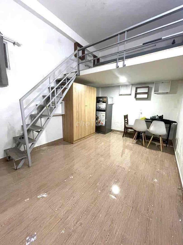 Phòng có gác rộng Full đủ nội thất, Bạch Đằng, P.2, Tân Bình