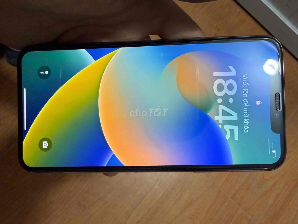 Apple iPhone 11 Pro Max 64GB Vàng Đã sử dụng. Mua bán Điện thoại tại Quận Nam Từ Liêm Hà Nội được đăng bởi Việt Hoàng hình 1