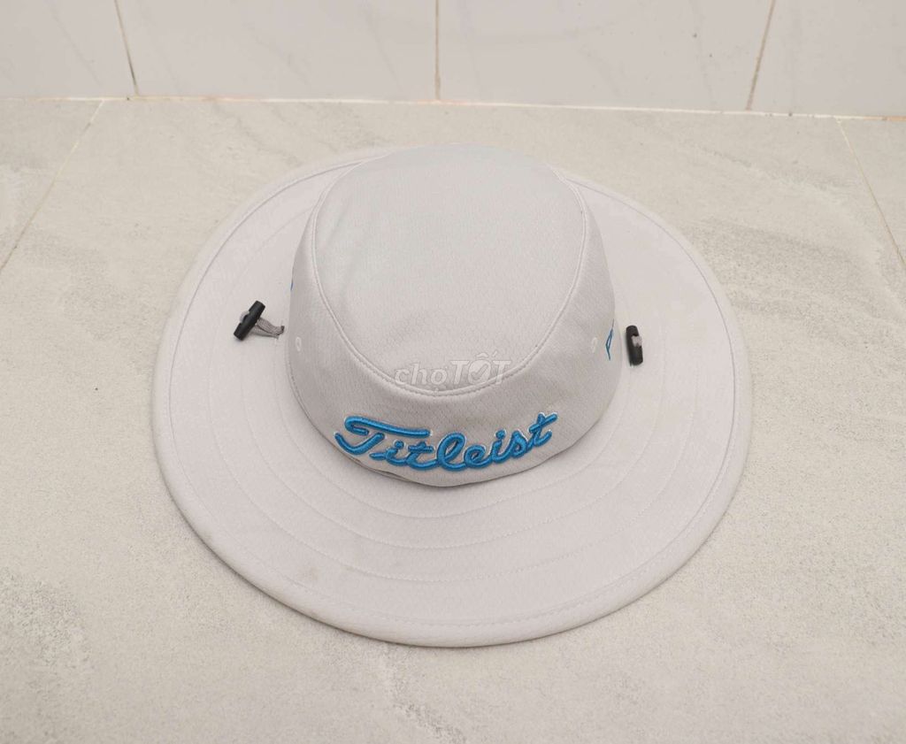 Nón tai bèo Titleist Polyester Unisex. Mua bán Phụ kiện thời trang khác tại Quận 6 Tp Hồ Chí Minh được đăng bởi hnqa hình 1