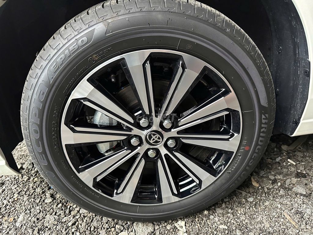 Toyota Avanza Premio 2025 - 193 km như mới đập hộp. Mua bán Ô tô tại Quận Cầu Giấy Hà Nội được đăng bởi Xe Cũ Dương Đô hình 9