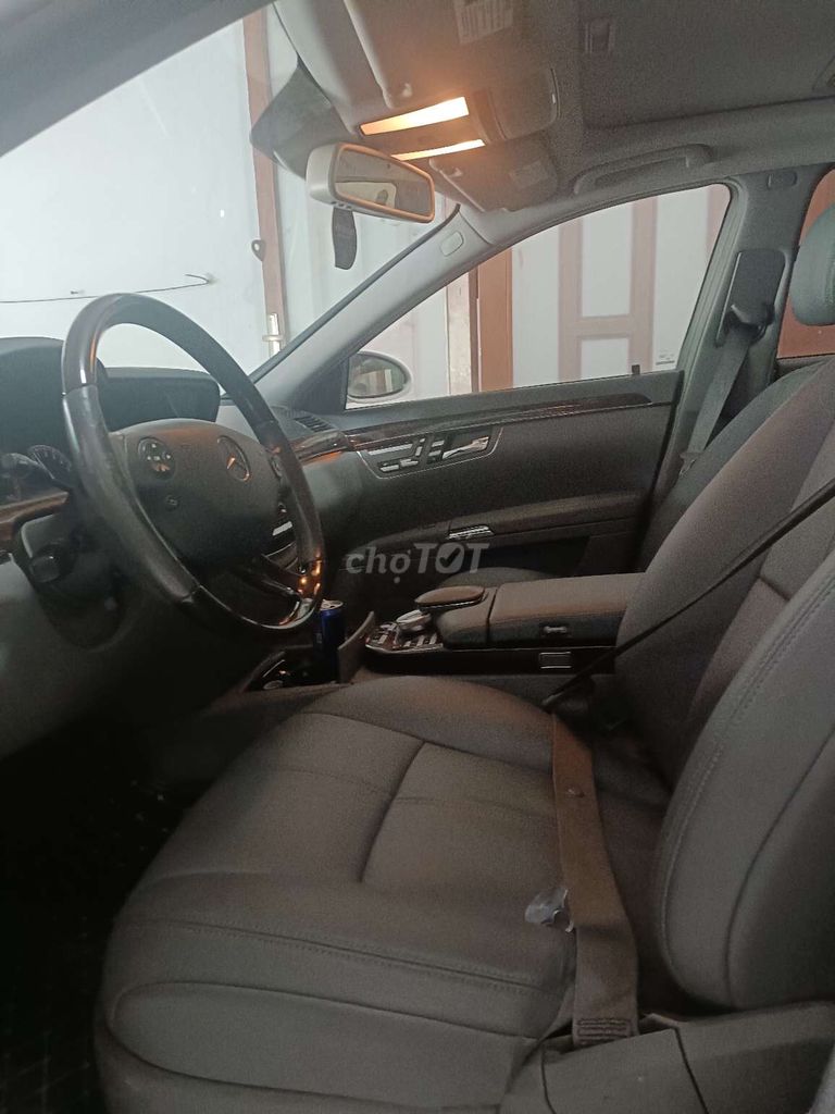 Chính chủ bán Mercedes S550. Mua bán Ô tô tại Huyện Hóc Môn Tp Hồ Chí Minh được đăng bởi Nga Nguyen hình 3