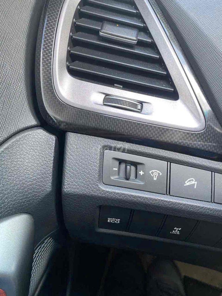 Hyundai Santa Fe 2015 2.4L 4WD - 43000 km. Mua bán Ô tô tại Quận Tân Phú Tp Hồ Chí Minh được đăng bởi Niên hình 8