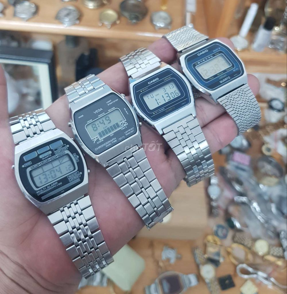 Đồng Hồ điện tử casio và citizen.