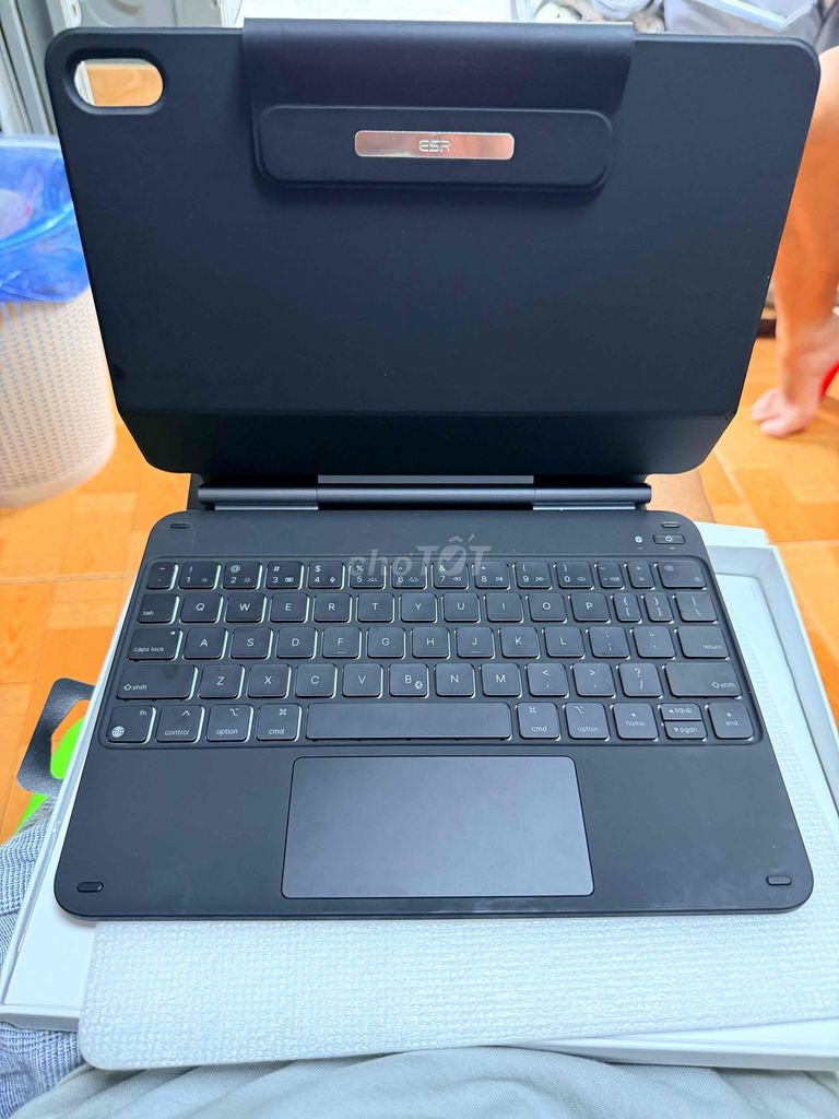 Bao da bàn phím ESR Rebound iPad Gen 11 A16. Mua bán Phụ kiện (Màn hình, Chuột...) tại Quận 6 Tp Hồ Chí Minh được đăng bởi Chuyên mua bán điện thoại laptop hình 1