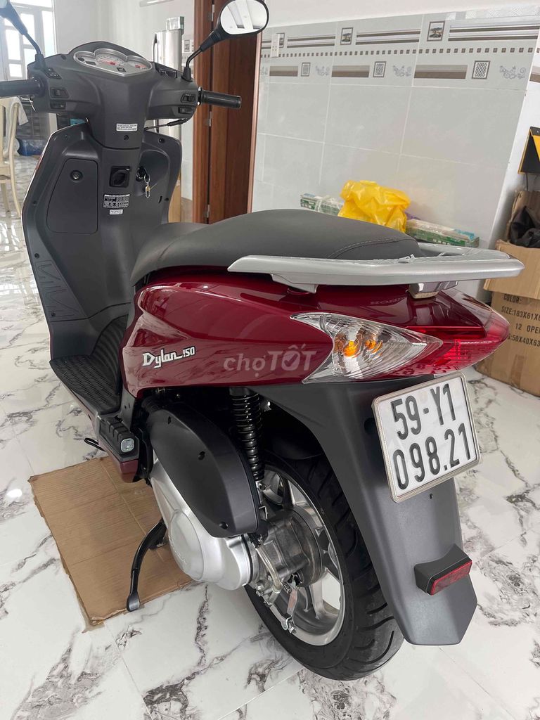 Honda Dylan 150 2003 Đỏ. Mua bán Xe máy tại Quận Bình Tân Tp Hồ Chí Minh được đăng bởi Cương hình 5