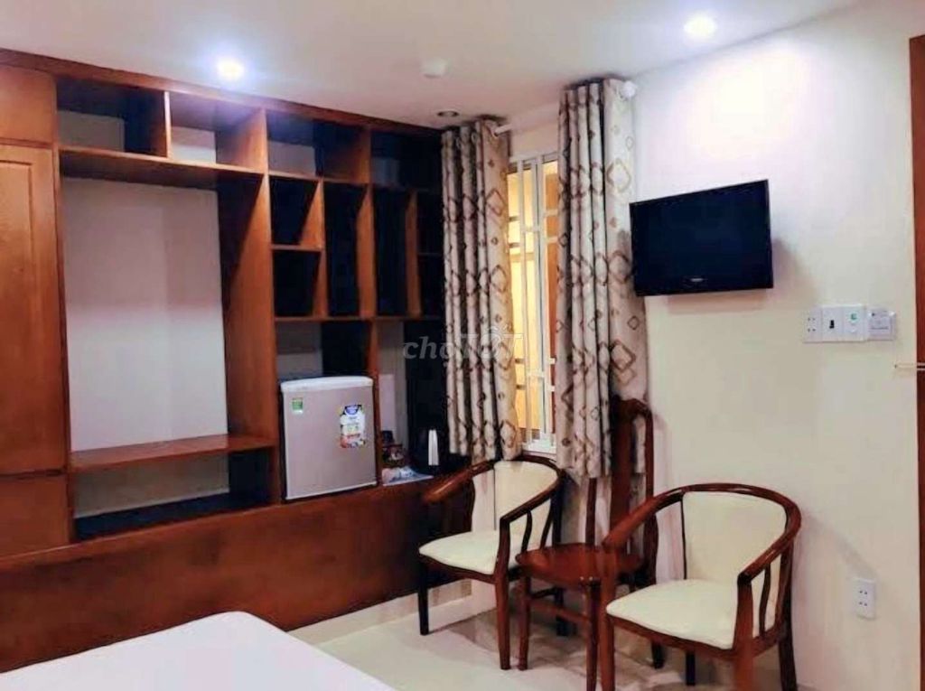 Bán Hotel 6 tầng 55 phòng, 10 x 26 mặt tiền Hiệp Thành 45, kế bên GV. Mua bán Văn phòng, Mặt bằng kinh doanh tại Quận 12 Tp Hồ Chí Minh được đăng bởi Toàn Nhà Phố hình 8
