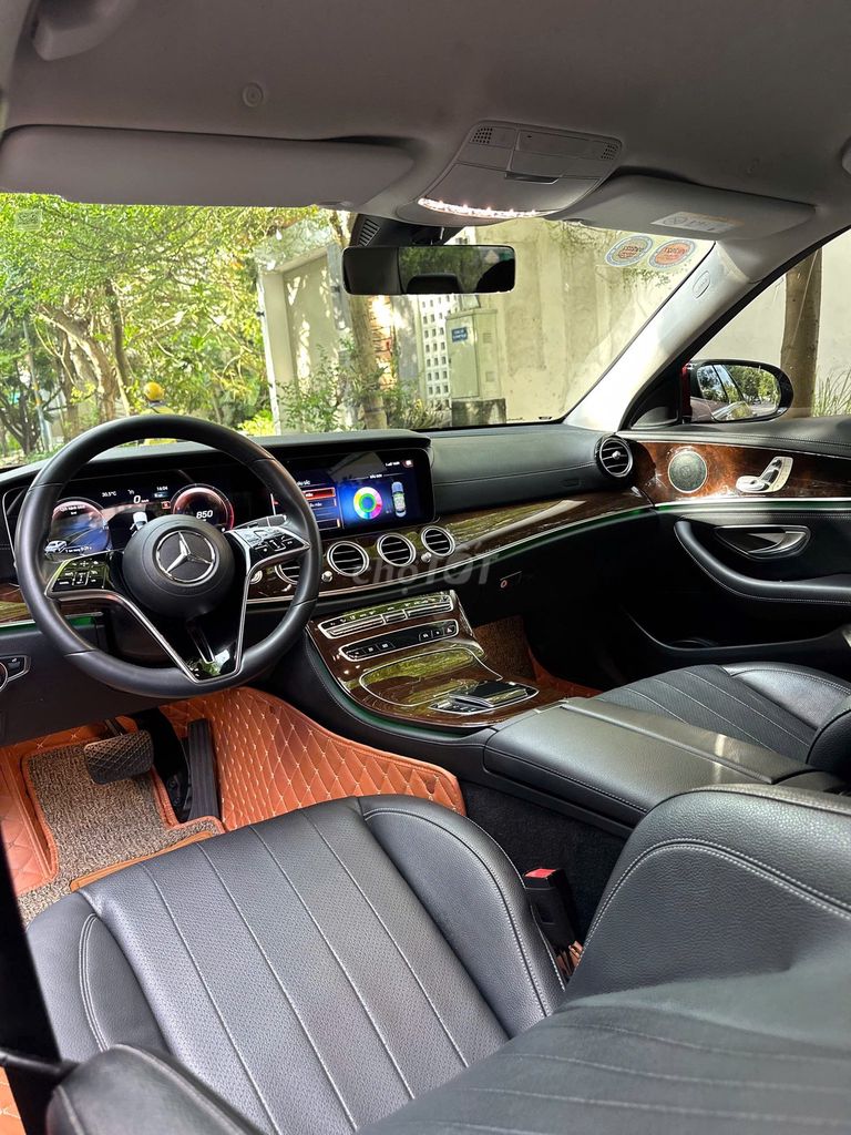 Mercedes E200 Exclusive thu hút mọi ánh nhìn !. Mua bán Ô tô tại Quận 8 Tp Hồ Chí Minh được đăng bởi Gon Nguyen hình 10