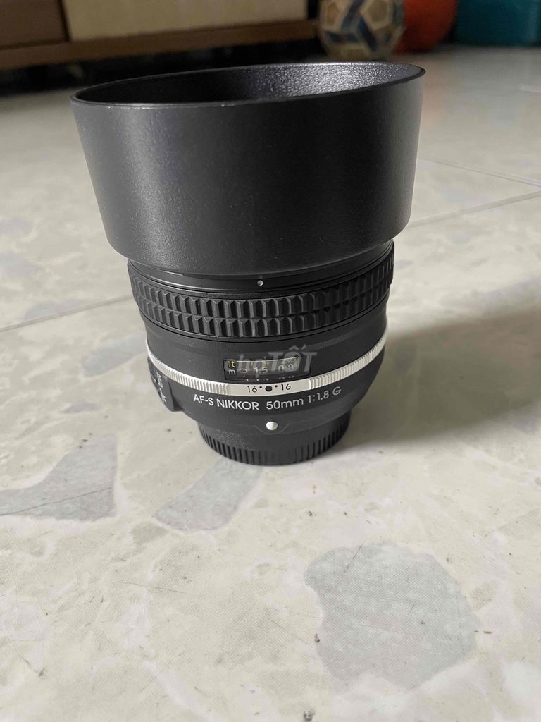 Len Nikon 24-85 VR và 50 F1.8G bạc