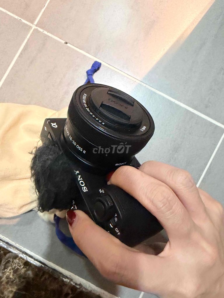 Máy ảnh Sony ZVE10-II Như mới. Mua bán Máy ảnh, Máy quay tại Quận 4 Tp Hồ Chí Minh được đăng bởi Sammy hình 1