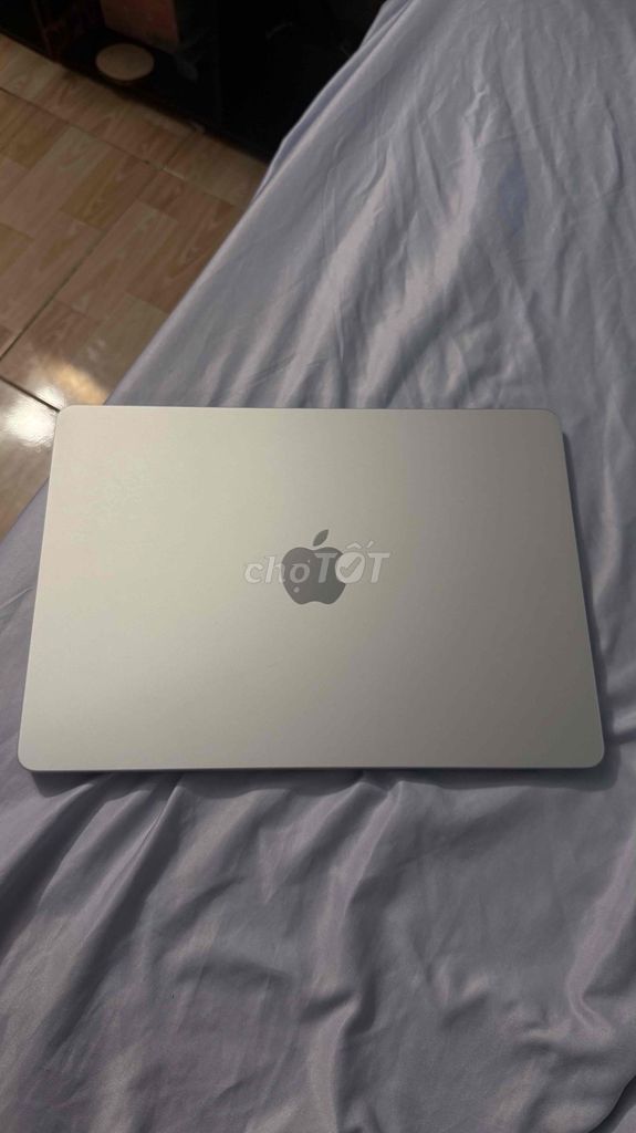 cần bán mac air4 sạc 7 lần. Mua bán Laptop tại Huyện Hóc Môn Tp Hồ Chí Minh được đăng bởi bánh bao hình 1