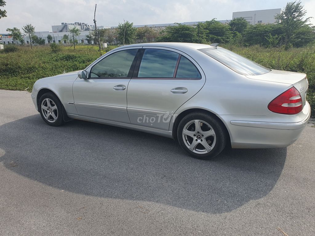Mercedes Benz E Class 2008 E200 - 20000 km. Mua bán Ô tô tại Thị xã Từ Sơn Bắc Ninh được đăng bởi lập hình 16