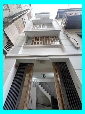 Rent · 3 bd · 18 м² · Quận Phú Nhuận, ул. Đường Huỳnh Văn Bánh
