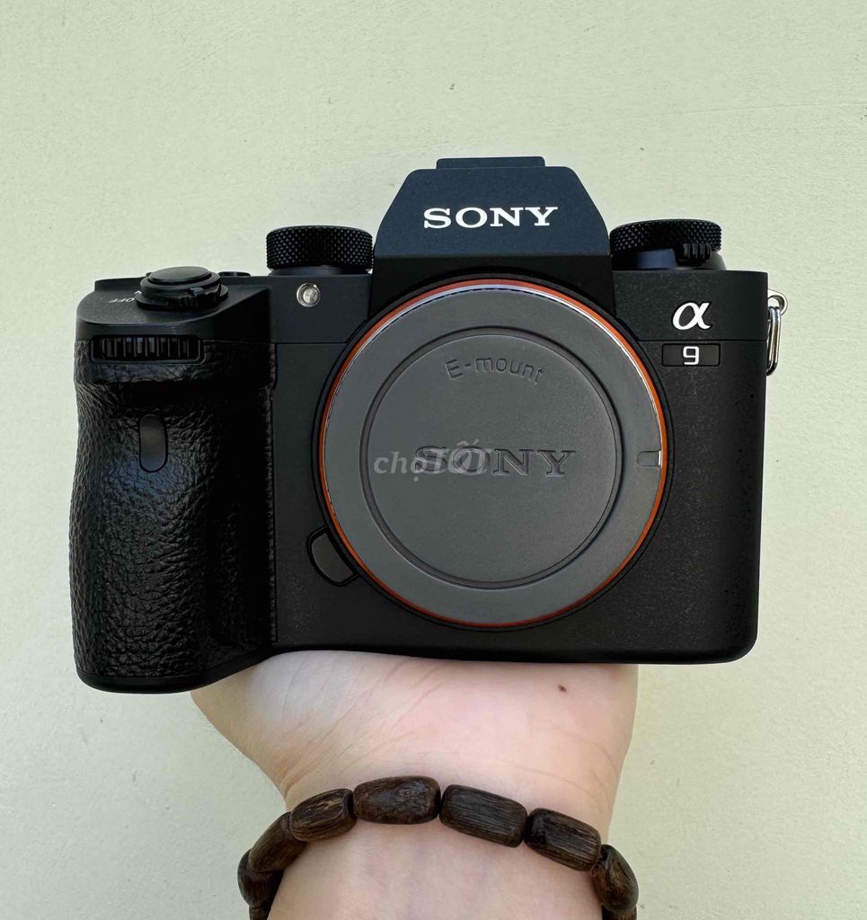 Sony A9 đẹp nguyên zin 3k shot xách tay quốc tế .. Mua bán Máy ảnh, Máy quay tại Quận Bình Thạnh Tp Hồ Chí Minh được đăng bởi Teresa hình 1