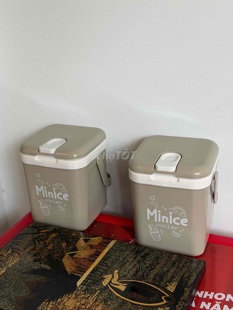 Thùng đá mini Duy Tân Nhựa Xám. Mua bán Nội thất, đồ gia dụng khác tại Thành phố Bến Tre Bến Tre được đăng bởi Lê Thảo hình 1
