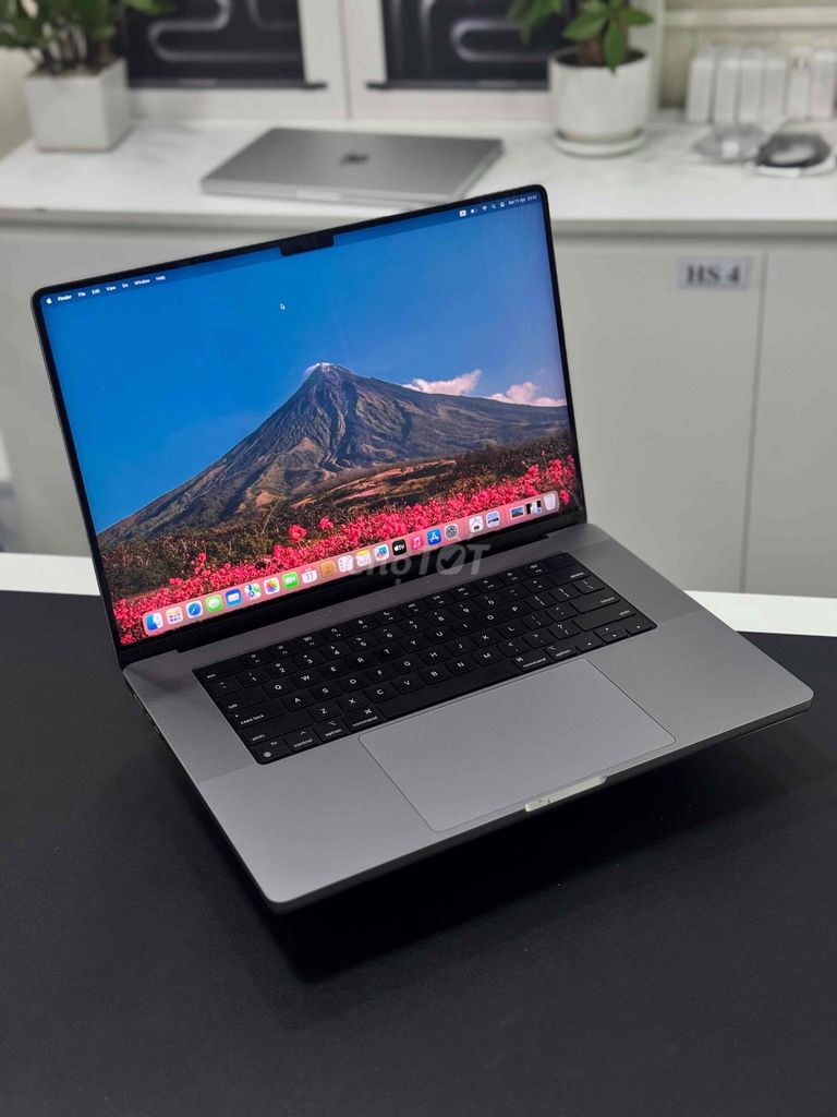 MacBook Pro 16” M2 Pro Ram 32GB/512GB màn đẹp zin. Mua bán Laptop tại Quận 10 Tp Hồ Chí Minh được đăng bởi Viễn Huy Shop hình 1