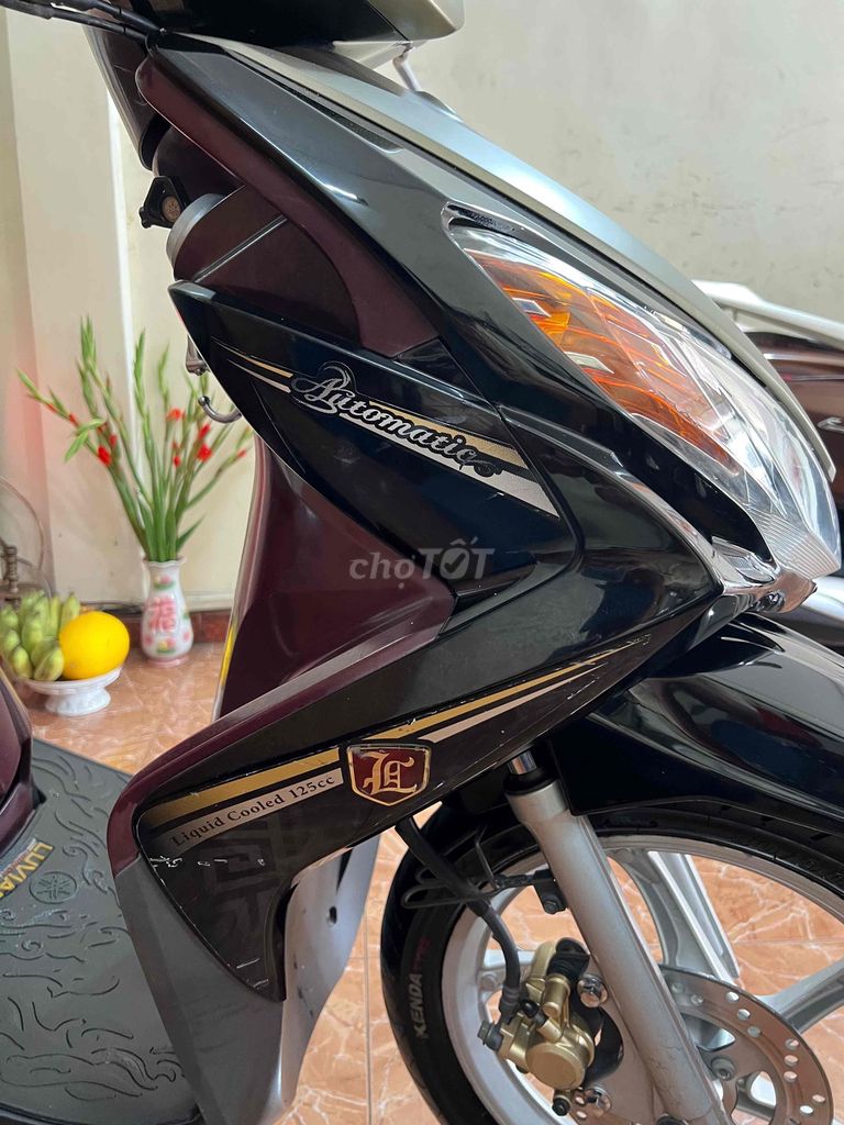 Luvias màu đen đời 2012 biển số Sài Gòn. Mua bán Xe máy tại Quận Phú Nhuận Tp Hồ Chí Minh được đăng bởi Văn Thanh Hưng hình 7