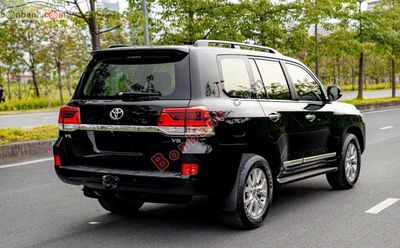 Toyota LC200 sản xuất 2017. Mua bán Ô tô tại Quận Hà Đông Hà Nội được đăng bởi mr Quang