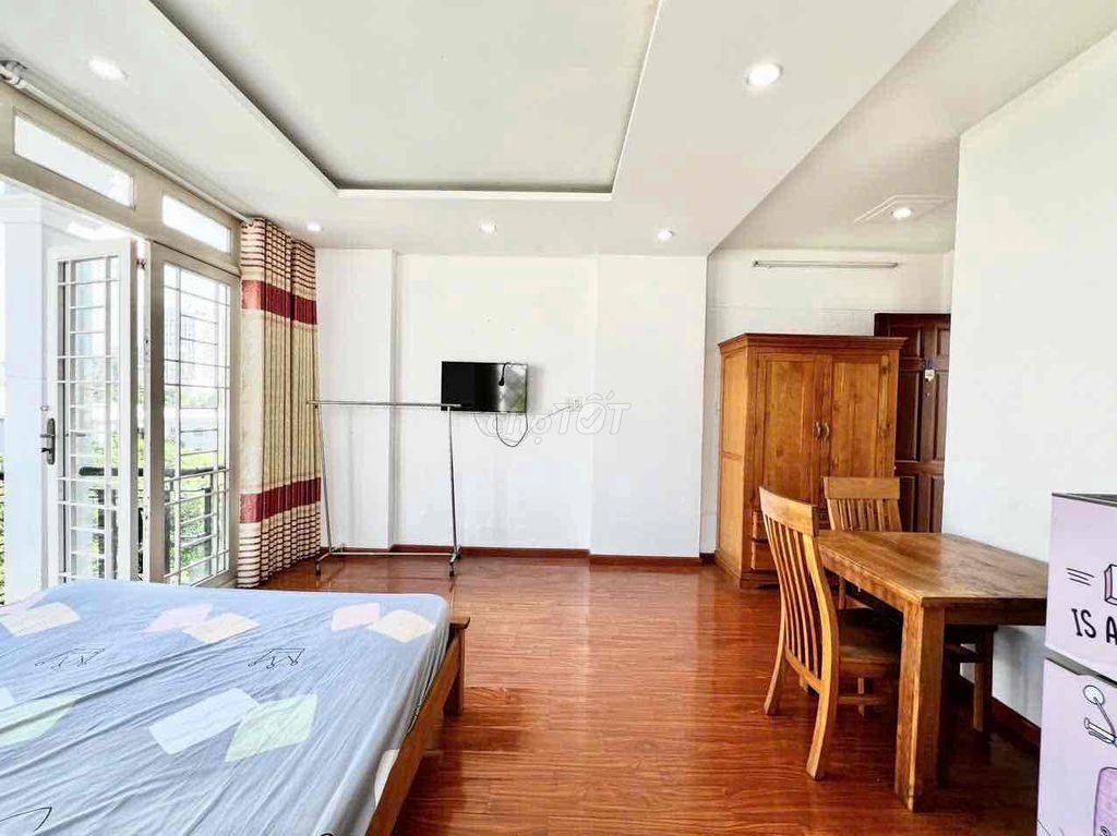 🌷🌱Phòng Studio 35m2 Ban Công Lầu Cao Thoáng Mát Đang Trống Sẵn🌴🌸