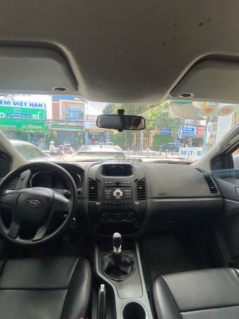 Ford Ranger 2014 Số sàn Bạc. Mua bán Ô tô tại Thành phố Biên Hòa Đồng Nai được đăng bởi Kiên Ford hình 6