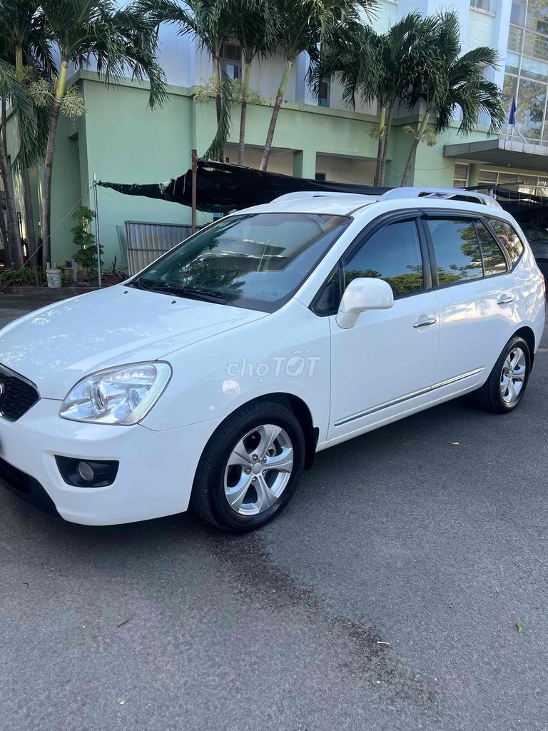 Kia Carens 2015 photo 3