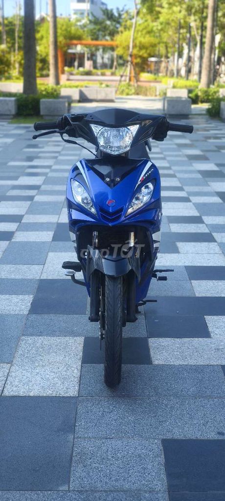 Полуоткрытый топ Yamaha Exciter 135 карат для уборки