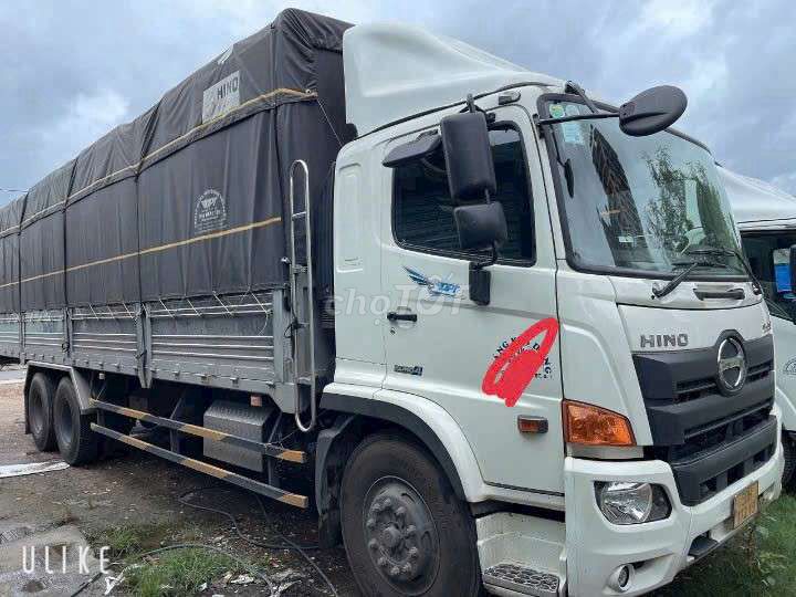 Trùm xe tải góp nôi. Hino 3 chân góp tiếp ngân h