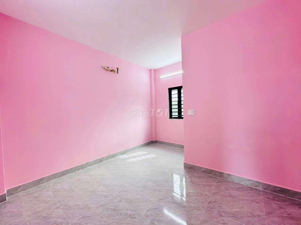 Nhà mới xây, 2 lầu,4pn, giá 4,5 tỷ. Mua bán nhà ở tại Quận 12 Tp Hồ Chí Minh được đăng bởi Thảo hình 4
