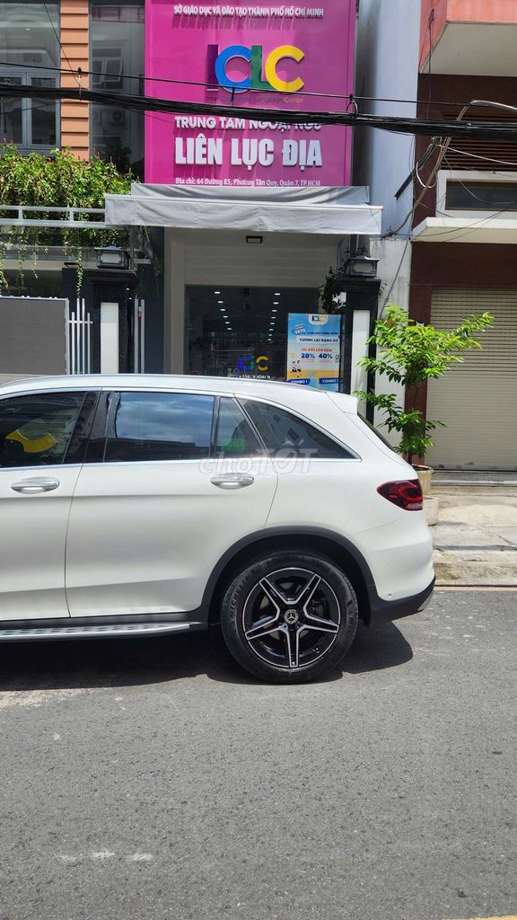 Gia đình bán GLC300 sx 2022 Tên công ty. Mua bán Ô tô tại Quận 4 Tp Hồ Chí Minh được đăng bởi tuấn hình 5