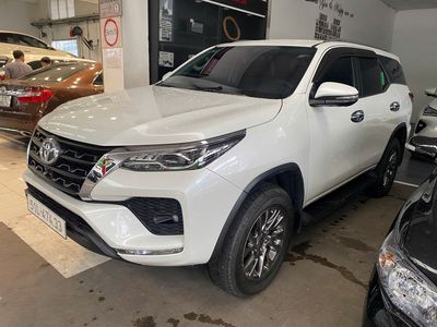 Toyota Fortuner 2024 máy xăng, giá thuong luong. Mua bán Ô tô tại Quận Tân Phú Tp Hồ Chí Minh được đăng bởi Thành Nam Toyota 