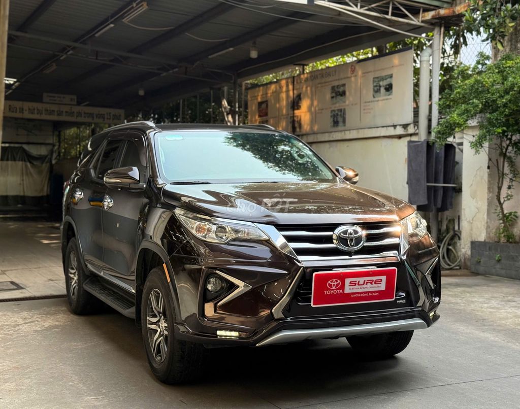 Toyota Fortuner 2.7V 4x2 2019 бензин задний привод отличное состояние
