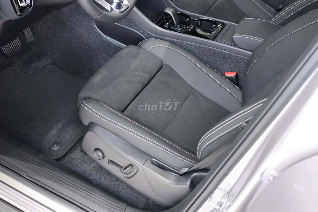 Xe Điện Volvo EC40 Mới Sạc Đầy Đi Được Hơn 500 Km. Mua bán Ô tô tại Quận 7 Tp Hồ Chí Minh được đăng bởi Volvo Phú Mỹ Hưng hình 10