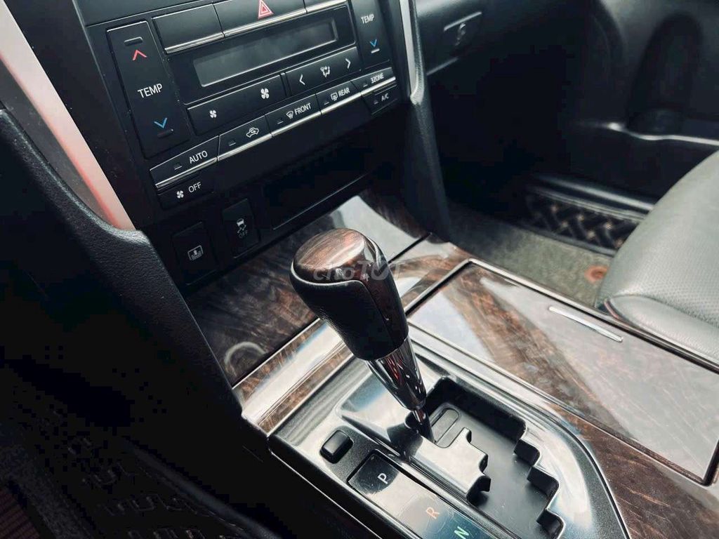 2015 2.5Q - 72000 km thương lượng nhẹ. Mua bán Ô tô tại Thành phố Thuận An Bình Dương được đăng bởi Hoang Nguyen hình 7