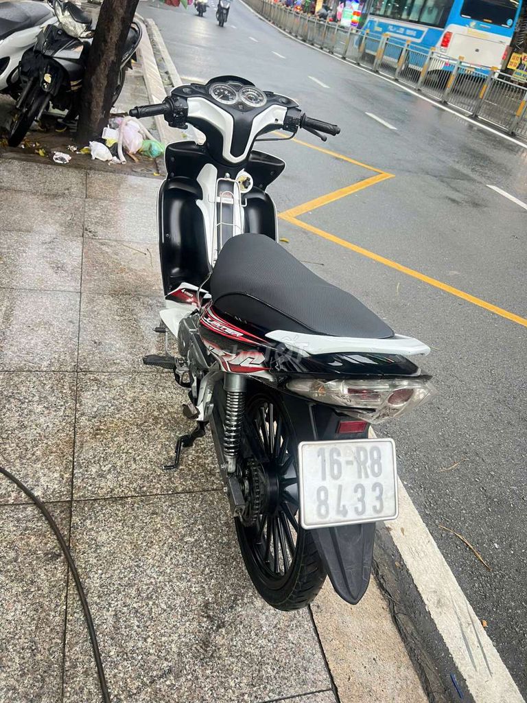 Yamaha Jupiter RC 2012 mới 90% biển số 16. Mua bán Xe máy tại Quận Tân Phú Tp Hồ Chí Minh được đăng bởi Tuanduy hình 5