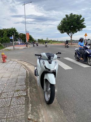 SH Chính Chủ Mua Tại Tiến Thu. Mua bán Xe máy tại Quận Cẩm Lệ Đà Nẵng được đăng bởi hi