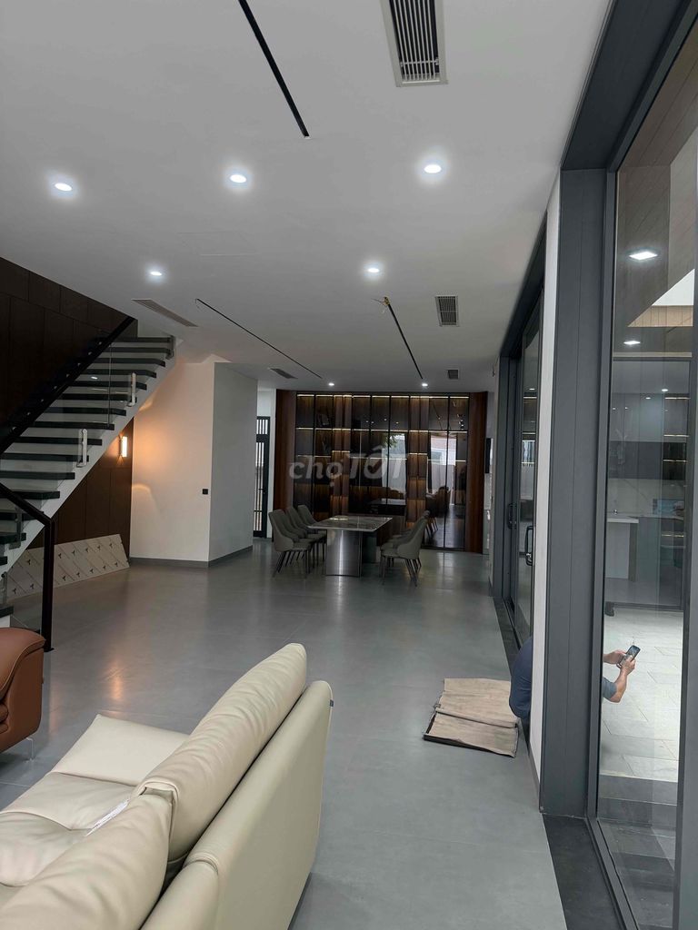 biệt thự hưởng thụ vip Hoà xuân hàng xịn chờ khách vip