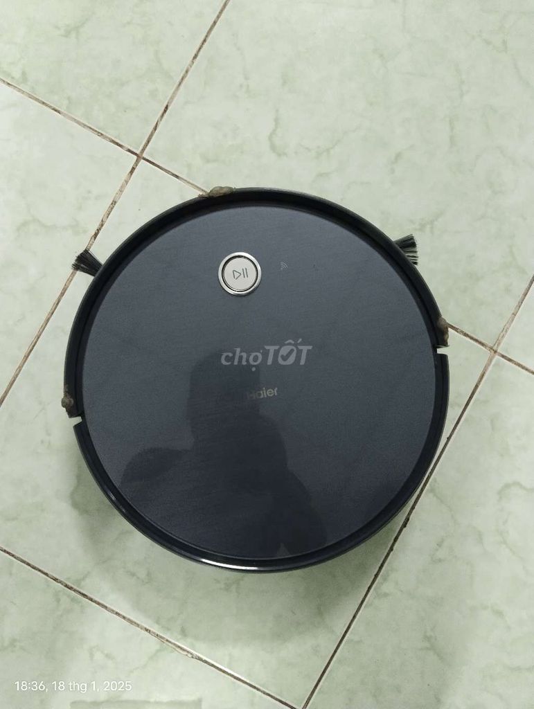 Robot hút bụi Haier