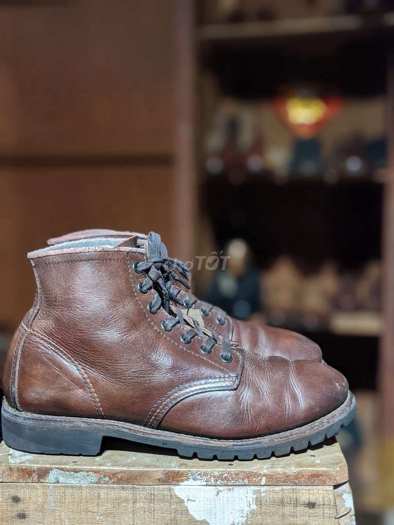 Giày boots Hawkins 2 đôi size 42 lấy 2 đôi giá 500