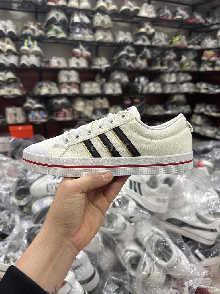 adidas bravada quá ngon luôn ae ạ mà lại đẹp 📍