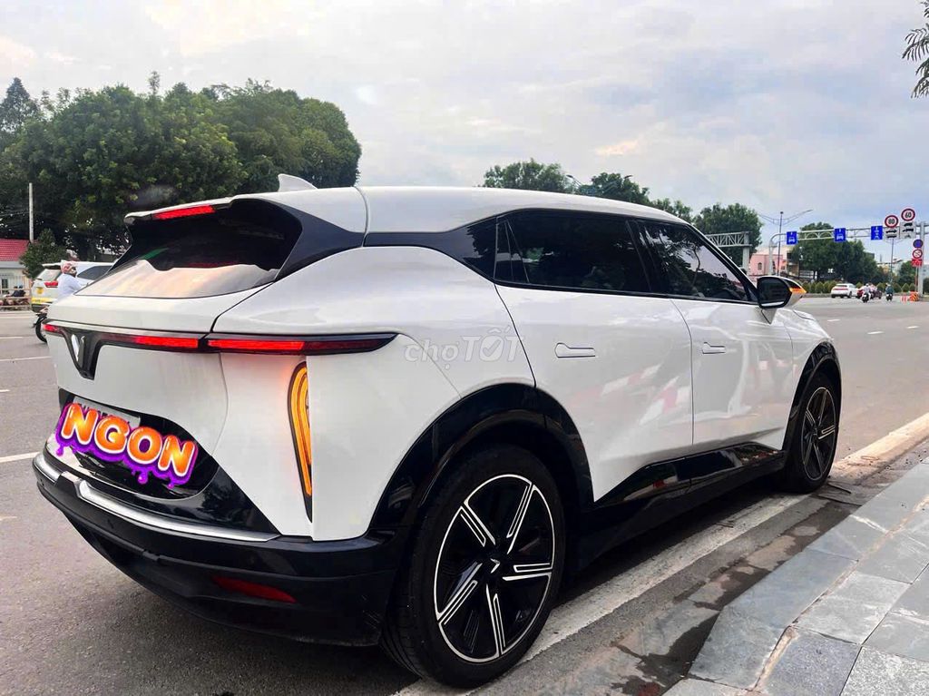 VinFast VF7 2025 Plus - 9000 km. Mua bán Ô tô tại Quận Tân Bình Tp Hồ Chí Minh được đăng bởi ĐÀO NGỌC VŨ hình 1