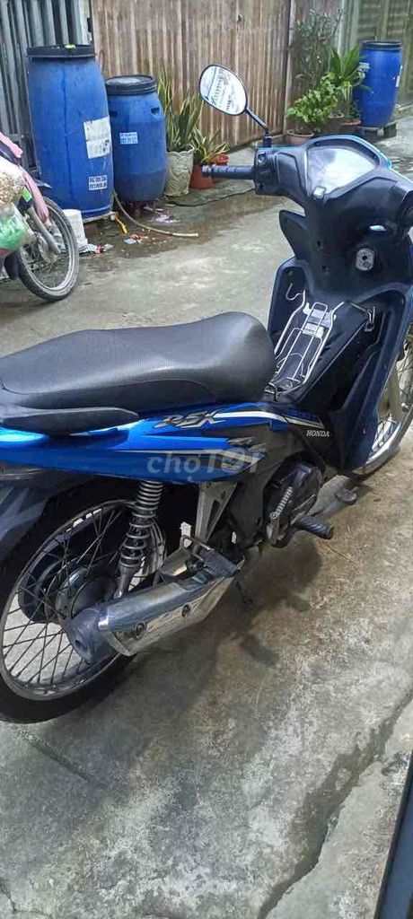 cần bán xe wave rsx fi. Mua bán Xe máy tại Huyện Củ Chi Tp Hồ Chí Minh được đăng bởi huyền hình 4