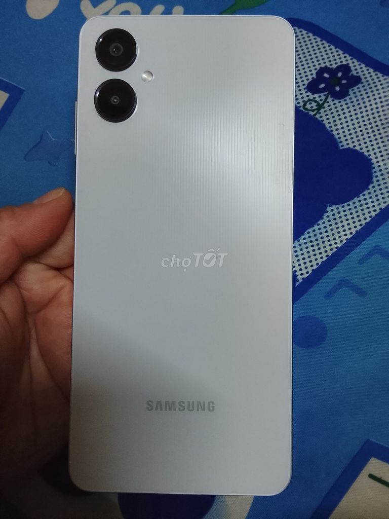 Samsung Đời mới. Mua bán Điện thoại tại Huyện Long Thành Đồng Nai được đăng bởi Ngân Huệ hình 1