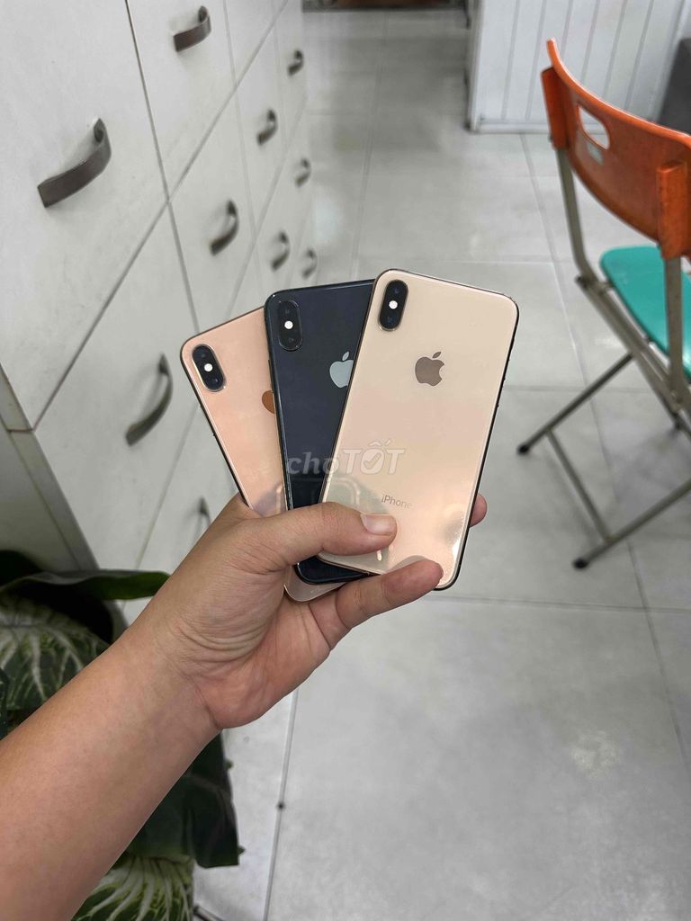 Apple iPhone Xs 64GB quốc tế thanh lí. Mua bán Điện thoại tại Quận Gò Vấp Tp Hồ Chí Minh được đăng bởi Tony Mobile hình 1
