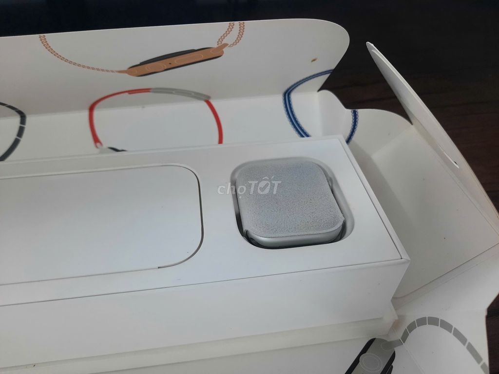 Bán Apple Watch Series 4 Vỏ Nhôm, Nguyên Zin. Mua bán Thiết bị đeo thông minh tại Quận Gò Vấp Tp Hồ Chí Minh được đăng bởi Viet Dung hình 2