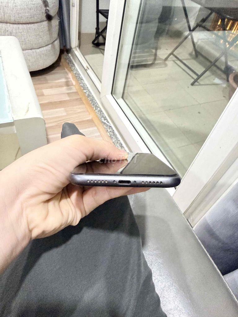 Apple iPhone 11 64GB Đen Chưa sửa chữa. Mua bán Điện thoại tại Quận 7 Tp Hồ Chí Minh được đăng bởi nguyenhaihanh hình 1