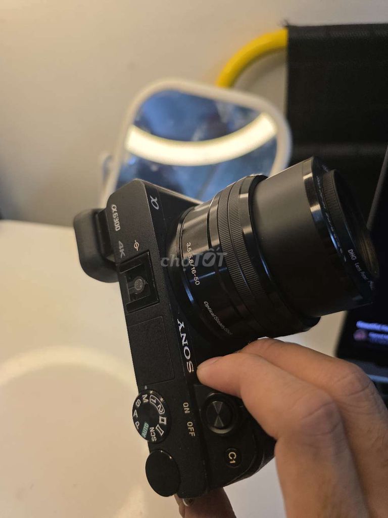 Máy ảnh Sony A6300 kèm lens màu đen. Mua bán Máy ảnh, Máy quay tại Quận Gò Vấp Tp Hồ Chí Minh được đăng bởi CAMera Farm hình 1