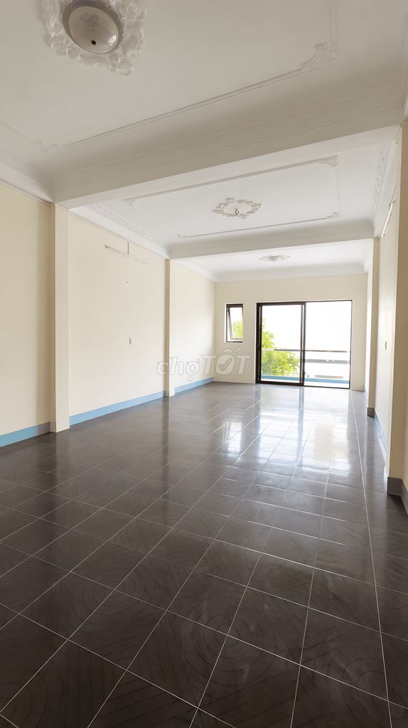 Bán nhà mặt tiền đường trần hưng đạo, trung tâm tp. quy nhơn. Bán nhà mặt tiền đường trần hưng đạo, trung tâm tp. quy nhơn.