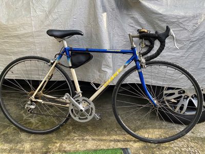 Xe Đạp Đua GIANT Nguyên chiếc Made in Japan. Mua bán Xe đạp tại Quận 12 Tp Hồ Chí Minh được đăng bởi Quoc Trung