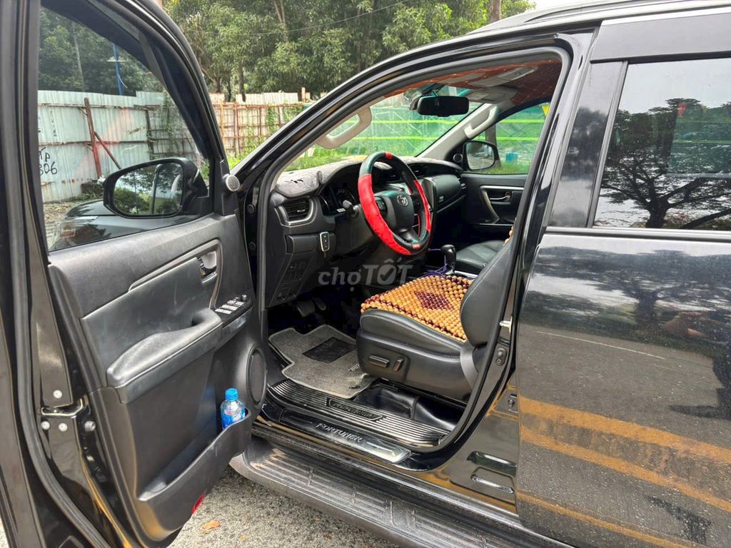Toyota Fortuner 2022 2.4G 24165 km. Mua bán Ô tô tại Thành phố Thủ Đức Tp Hồ Chí Minh được đăng bởi Nguyễn Thành hình 3