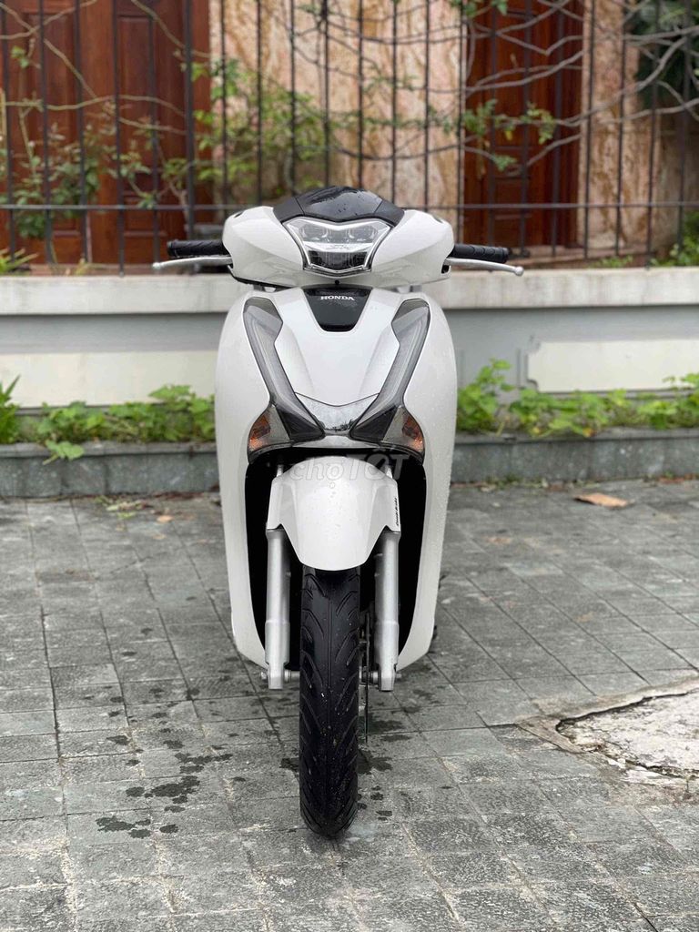 SH 125i Nguyên Bản 2018 Chất_Bảo Hành 3 Năm. Mua bán Xe máy tại Huyện Gia Lâm Hà Nội được đăng bởi Xe Máy Phúc Hưng hình 1