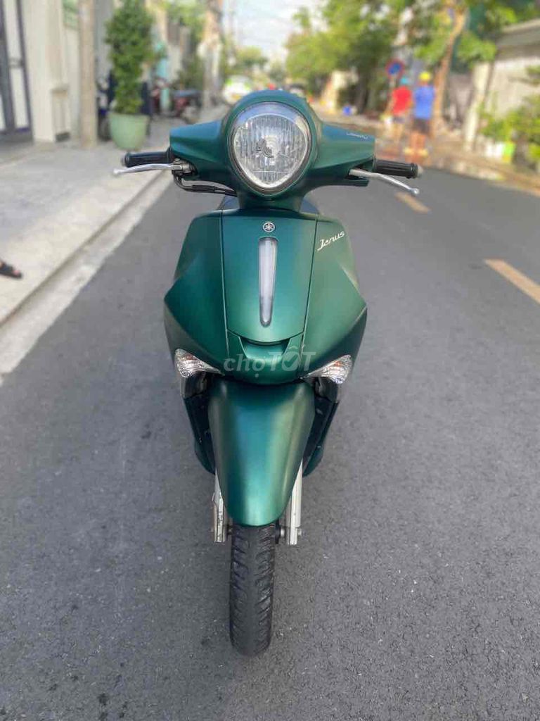 Janus 2017,bstp,chính chủ.xe đẹp keng,máy zin êm. Mua bán Xe máy tại Quận 7 Tp Hồ Chí Minh được đăng bởi Trung Anh hình 4